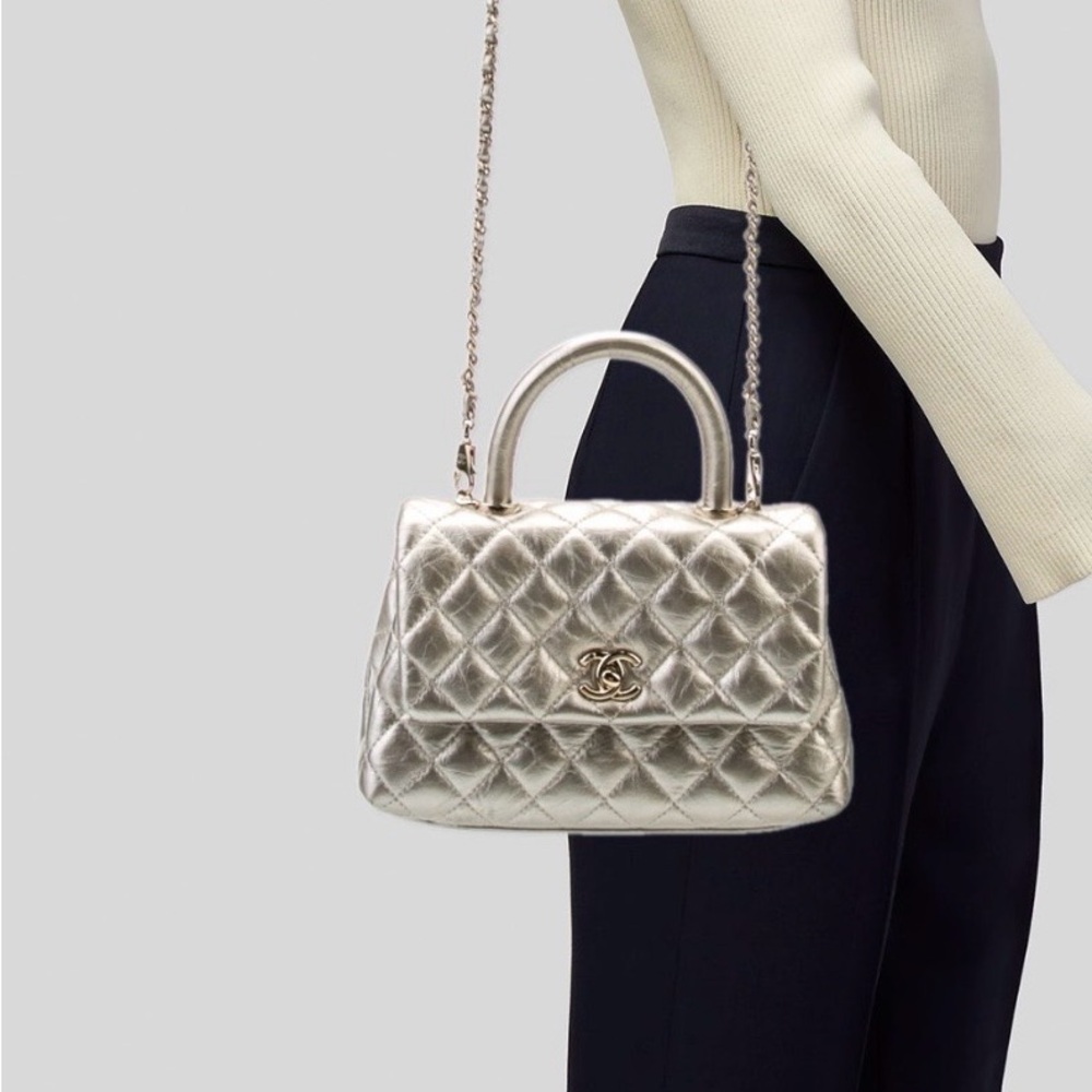 CHANEL Metallic champagne GOLD Mini Bag - Picture 7 of 7
